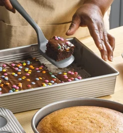 Best 9" × 13" Baking Pan Bakeware