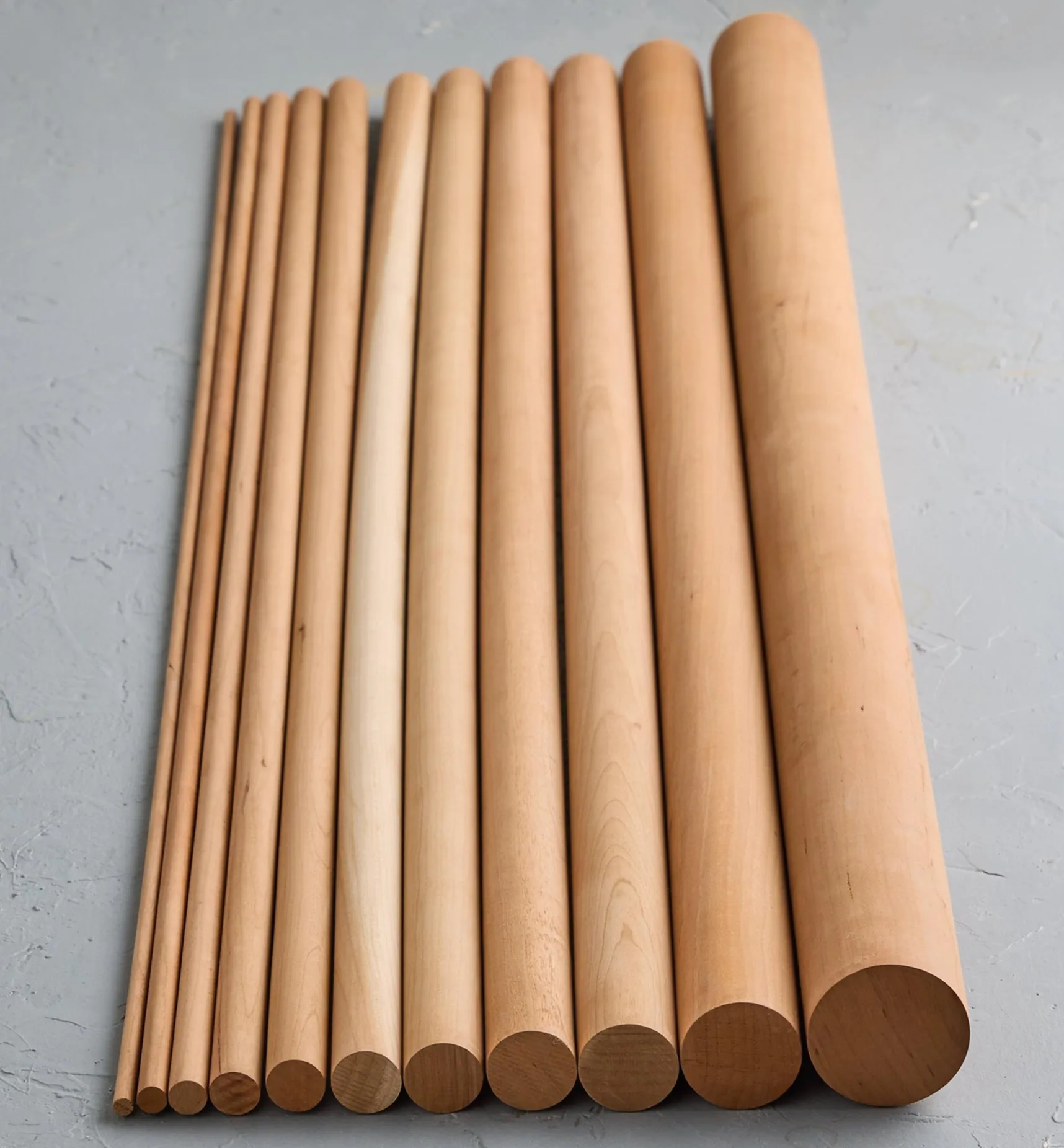Outlet 36" Cherry Dowel Rods Supplies