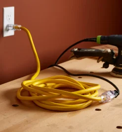 Best 15' Heavy-Duty 12 Gauge Extension Cord Power Cords & Bars