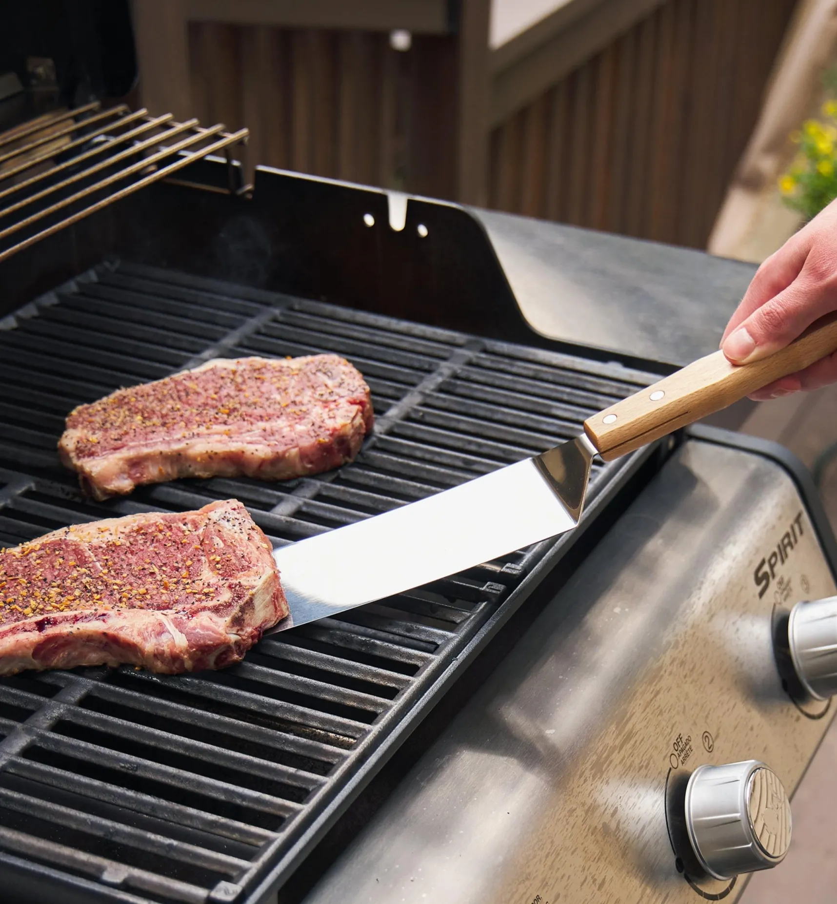 Hot Barbecue Grill Spatula Barbecue