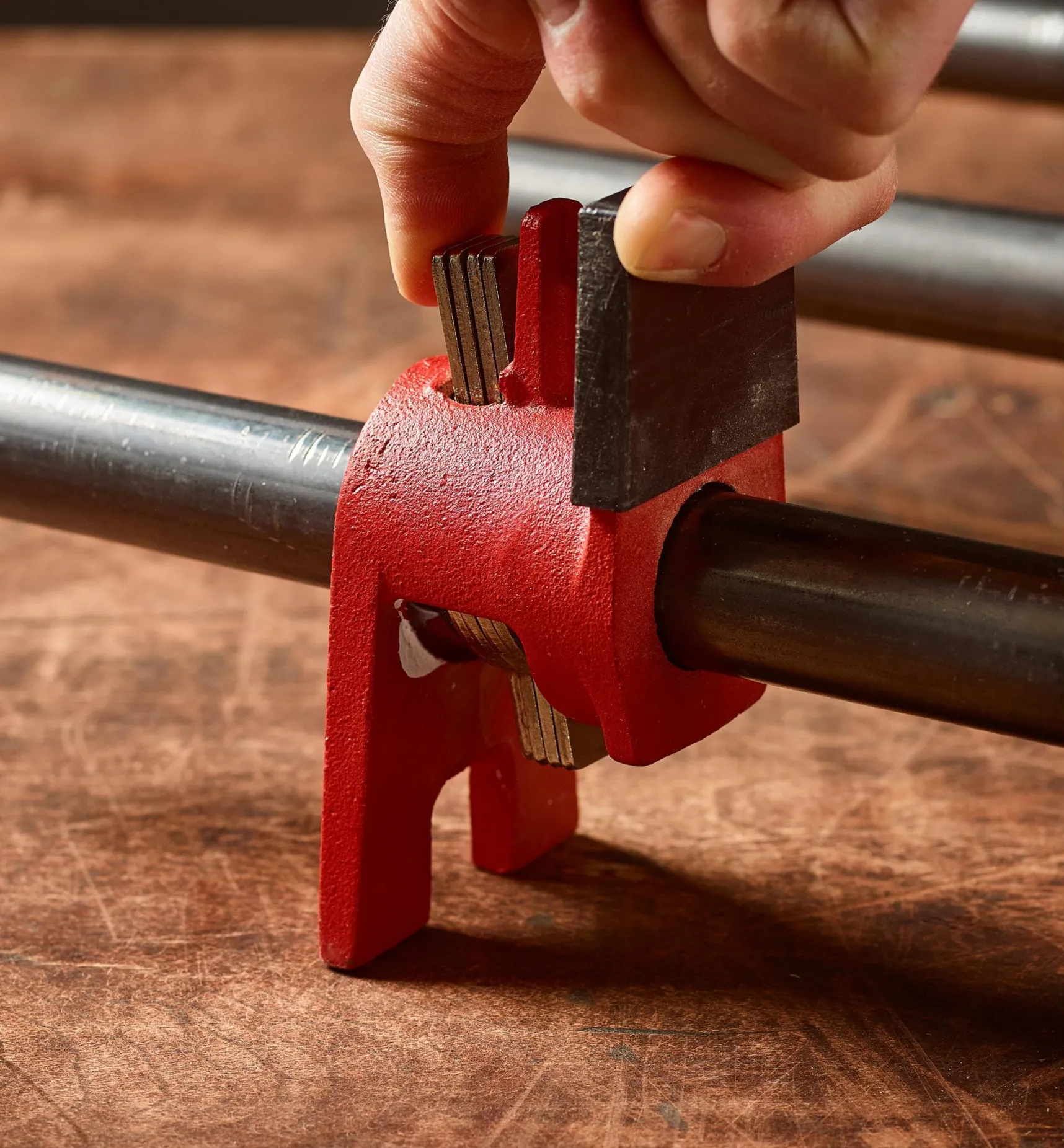Outlet Bessey "H" Pipe Clamp Hand Tools