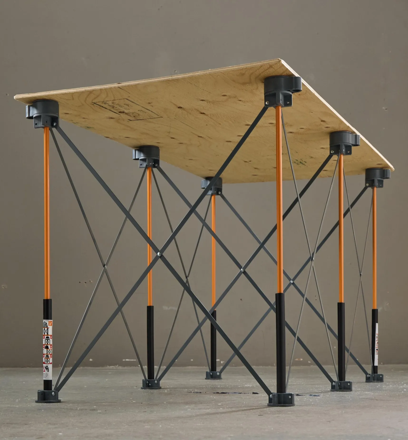Outlet Bora Centipede Table Workshop