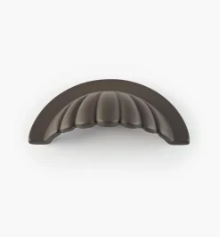 Outlet Bronzed Shell Pull Pulls
