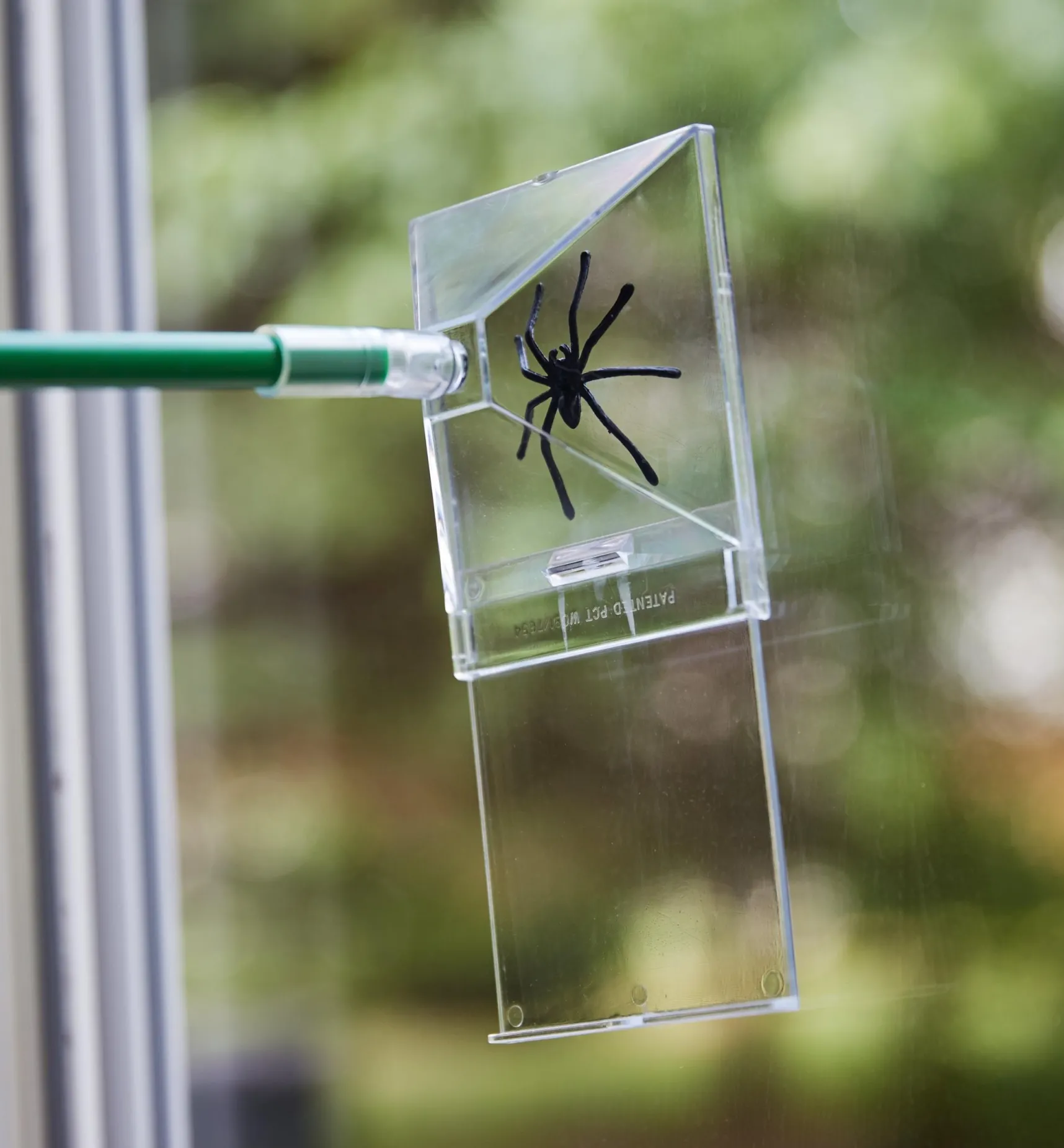 Outlet Bug Trapper Pest Control