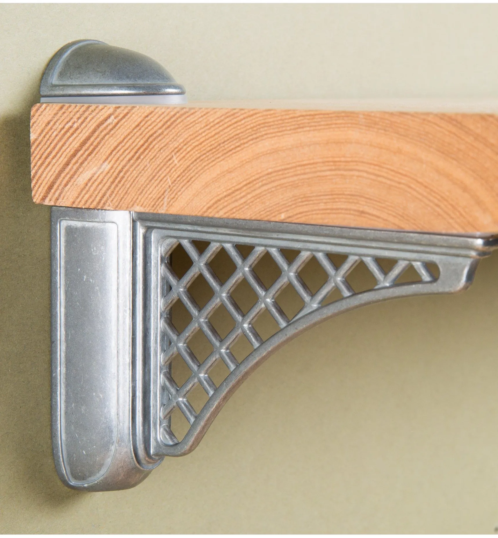 Outlet Colonial Adjustable Shelf Brackets Storage Organization