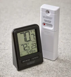 Outlet Compact Wireless Thermometer Weather Measurement
