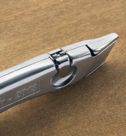Delphin 2013 Retractable Knife With Holster Knives