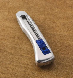 Best Delphin 2004 Snap-Off-Blade Knife With Holster Knives