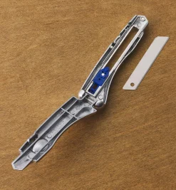 Best Delphin 2004 Snap-Off-Blade Knife With Holster Knives