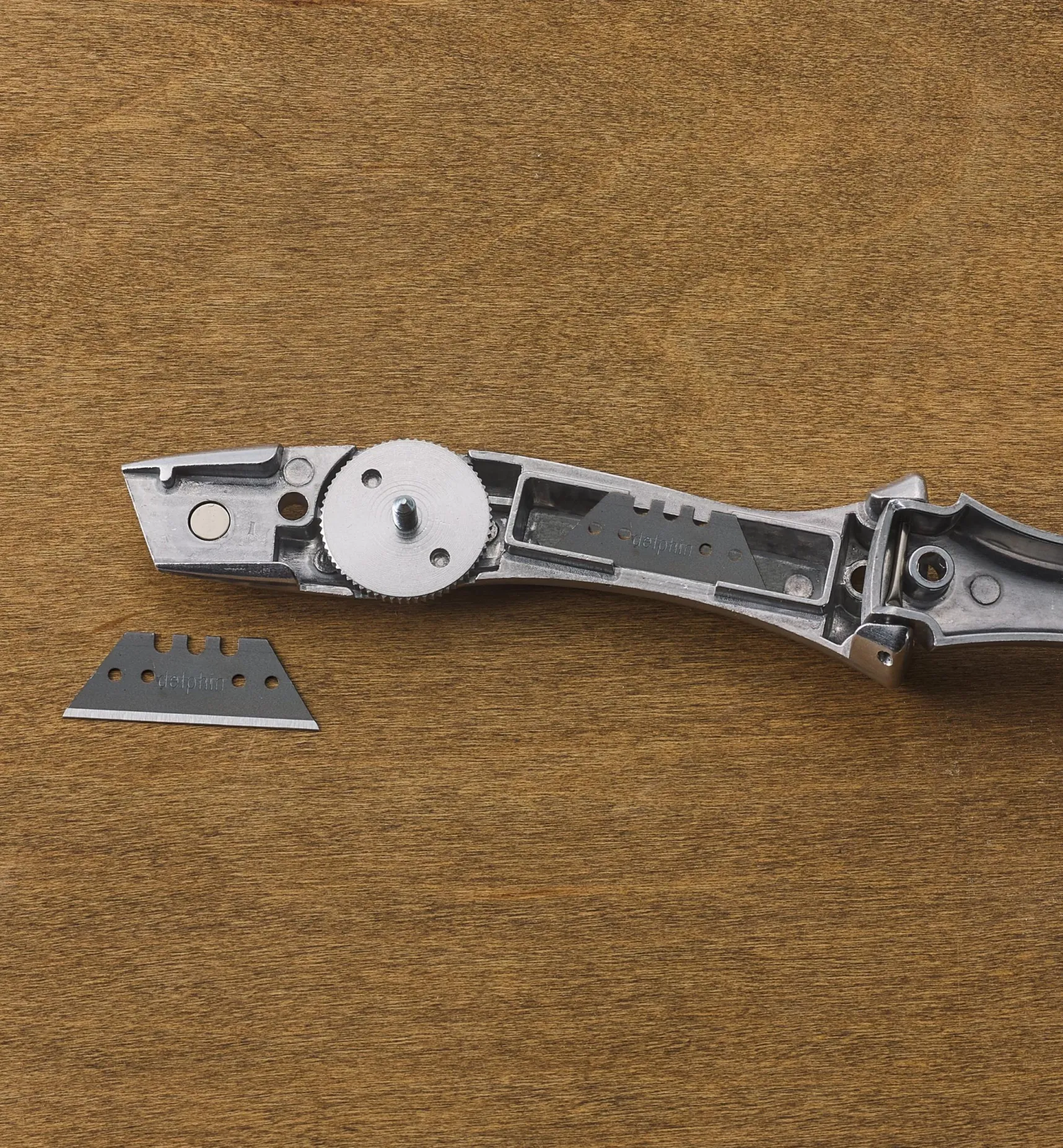 Clearance Delphin 03 Utility Knife With Holster Knives