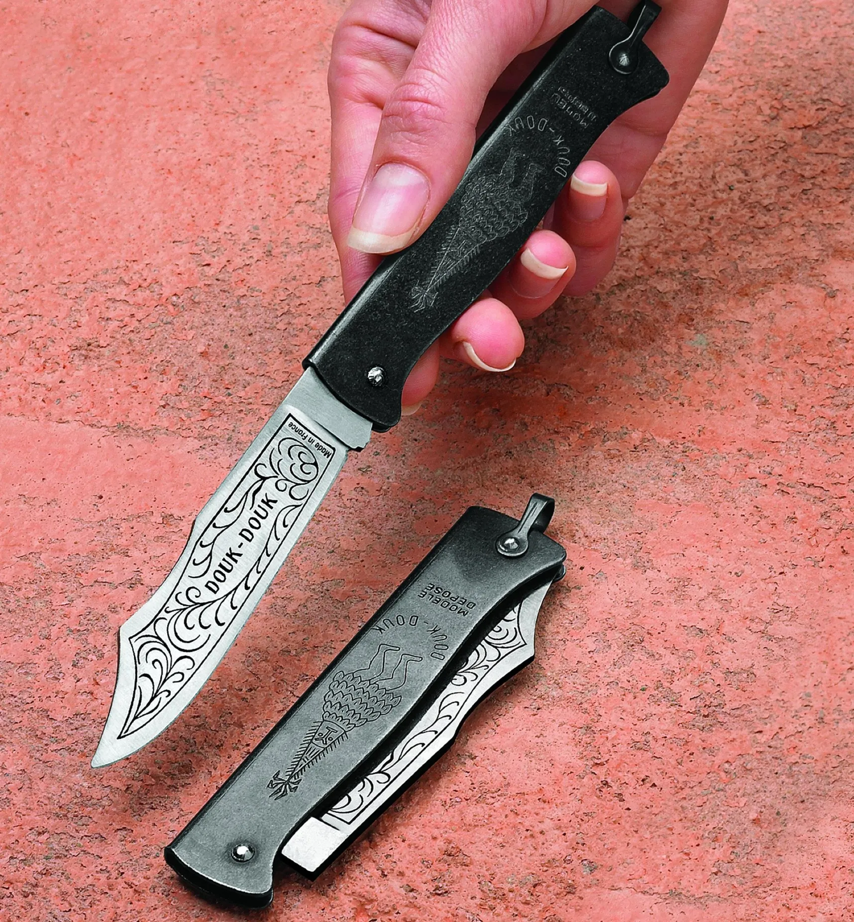 New Douk-Douk Knife Knives