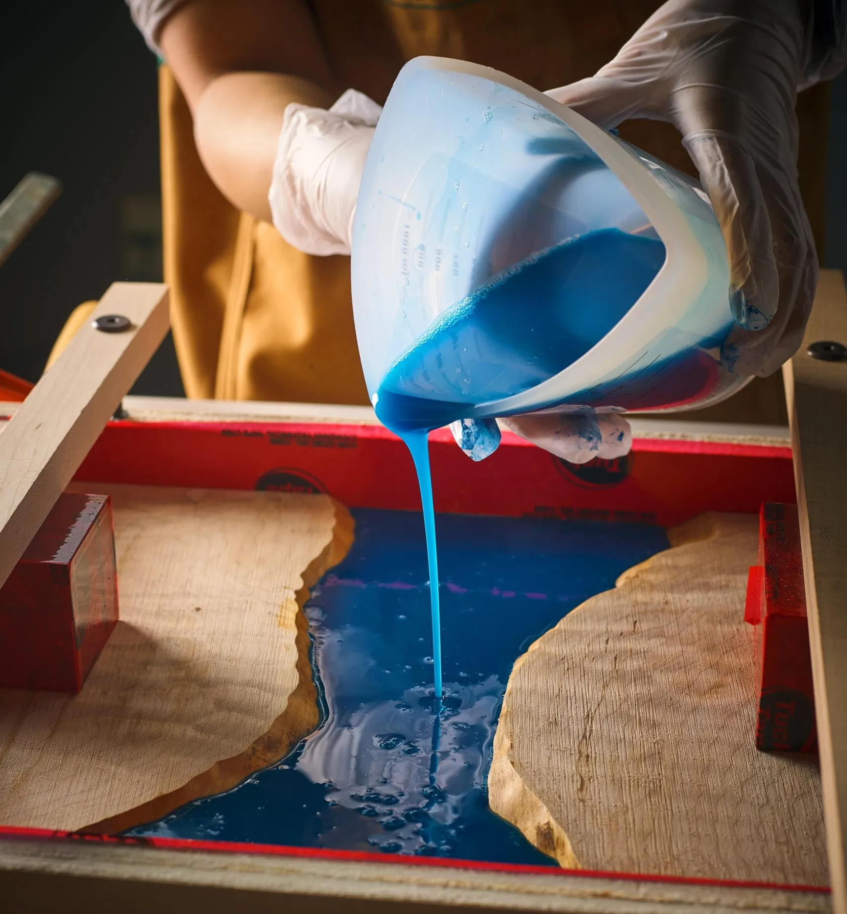 Hot Eli-Chem Deep Cast Epoxy Resin Supplies