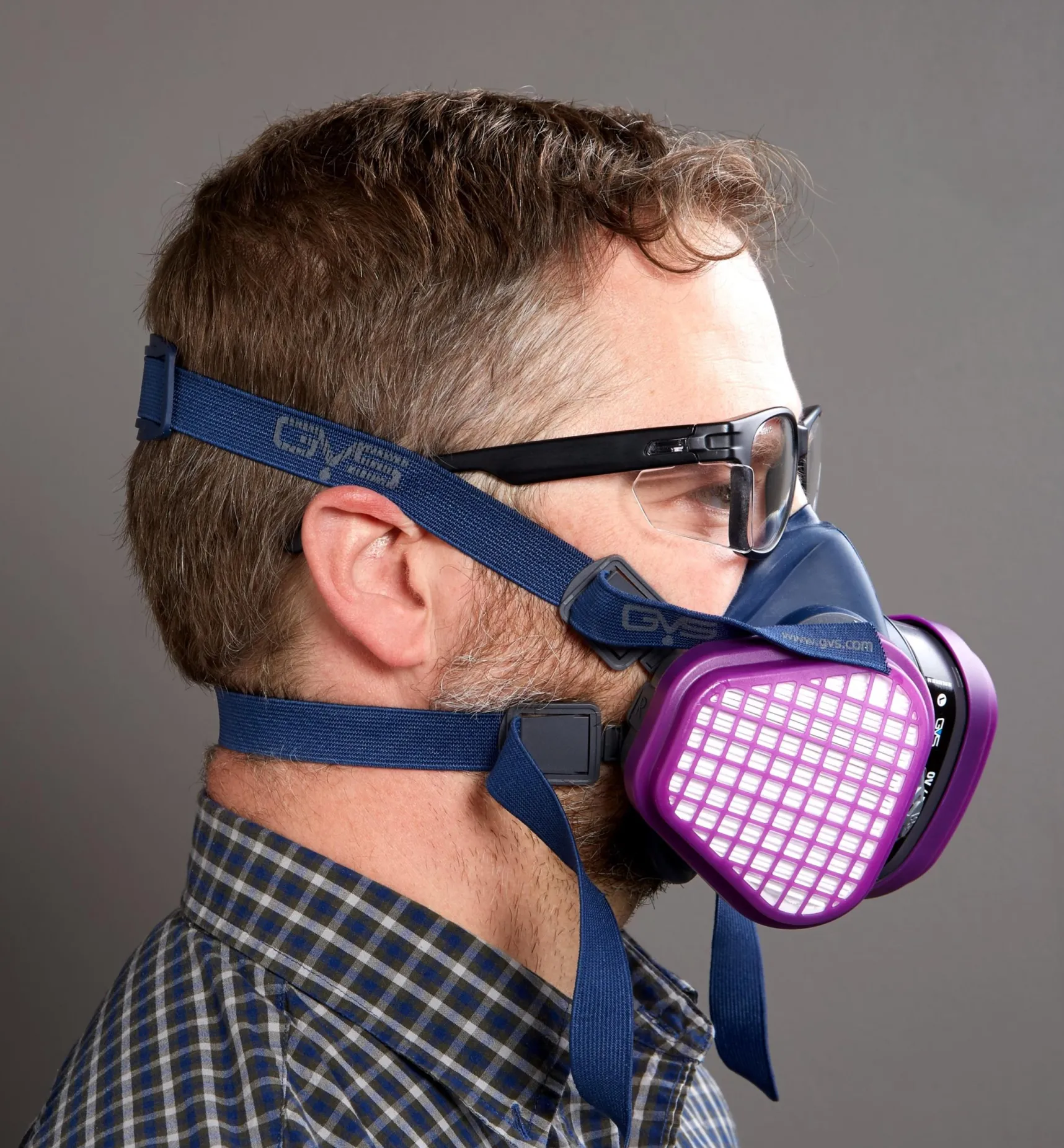 Outlet Elipse Low-Profile Cartridge Respirator Safety Gear