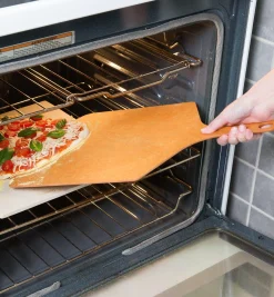 Hot Epicurean Pizza Peel Cookware