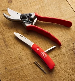 Discount Felco Classic #2 Pruner & Pocket Knife Pruners