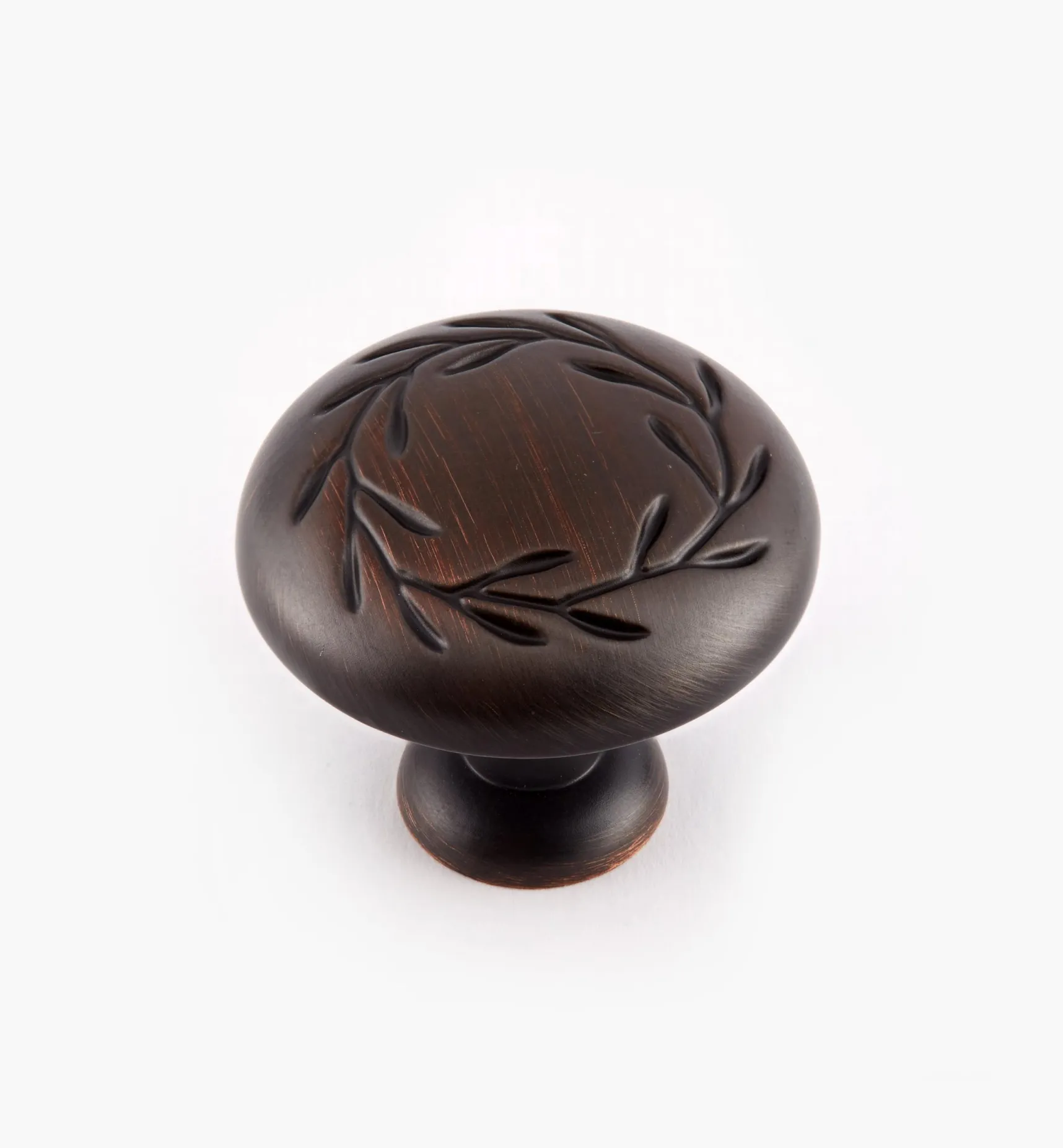 Outlet Inspirations Leaf Motif Knobs Knobs