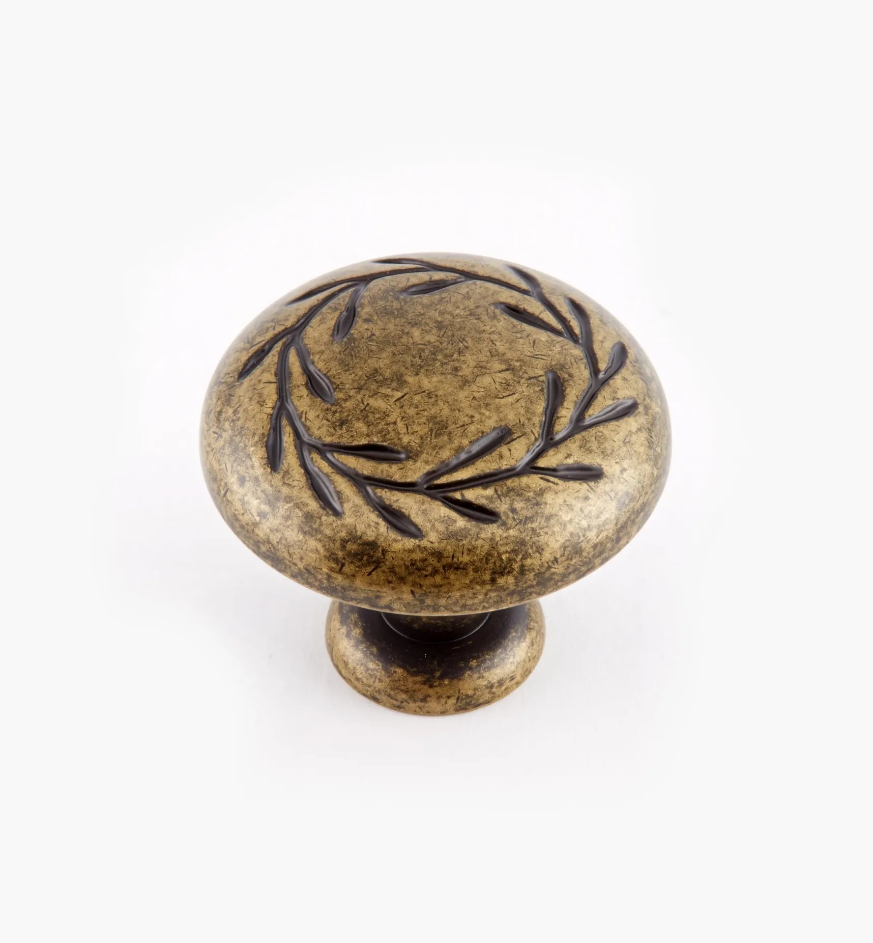 Outlet Inspirations Leaf Motif Knobs Knobs