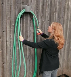 Hot Stainless-Steel Hose Hanger Hoses & Accessories