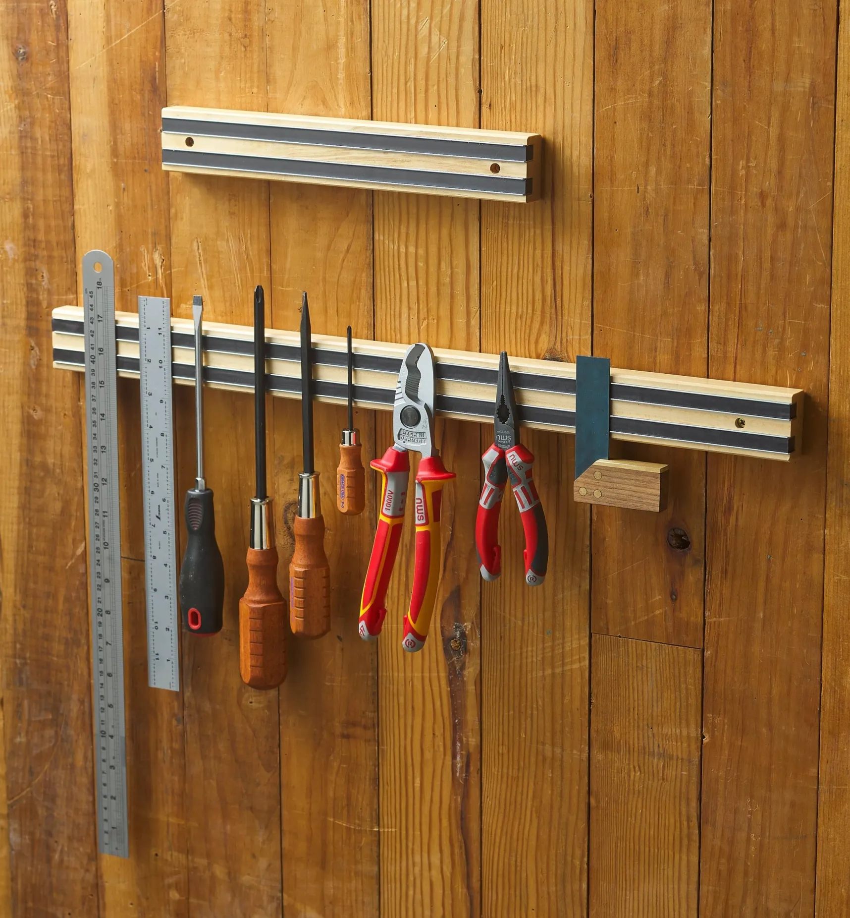 Clearance Light-Duty Magnetic Tool Bars Storage Organization
