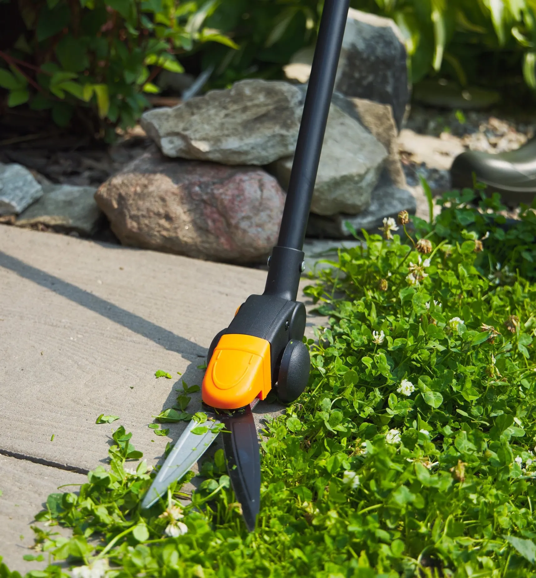 Outlet Long-Handled Grass Shears Lawn Care