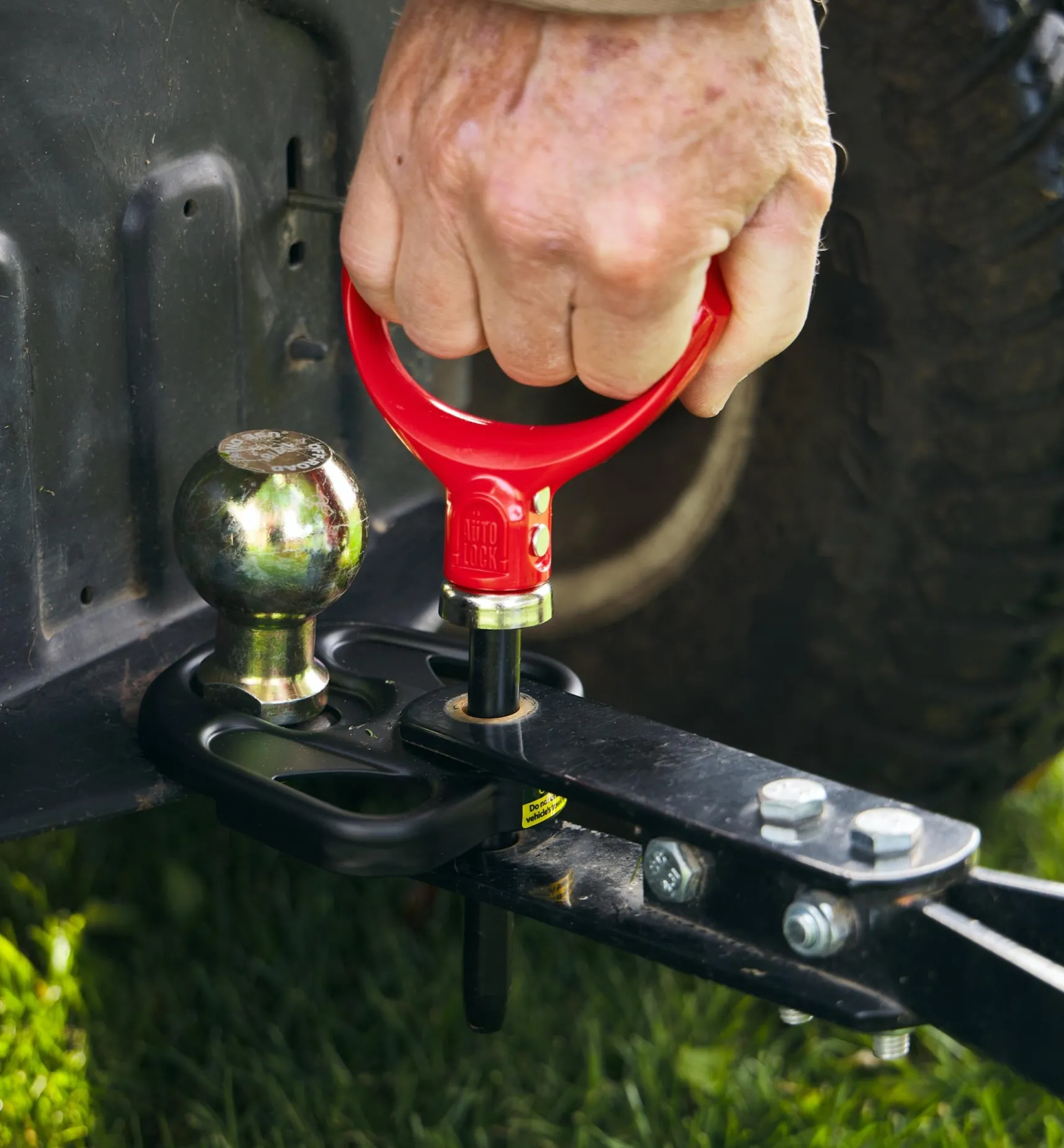 Discount Magnetic Hitch Pin Lawn Care