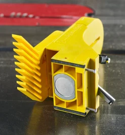 Sale MagSwitch Magnetic Vertical Featherboard Safety