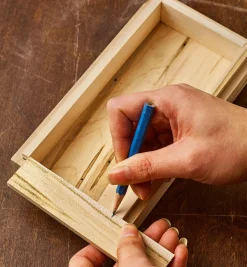 Make It Yourself Box With Lid Kit Supplies