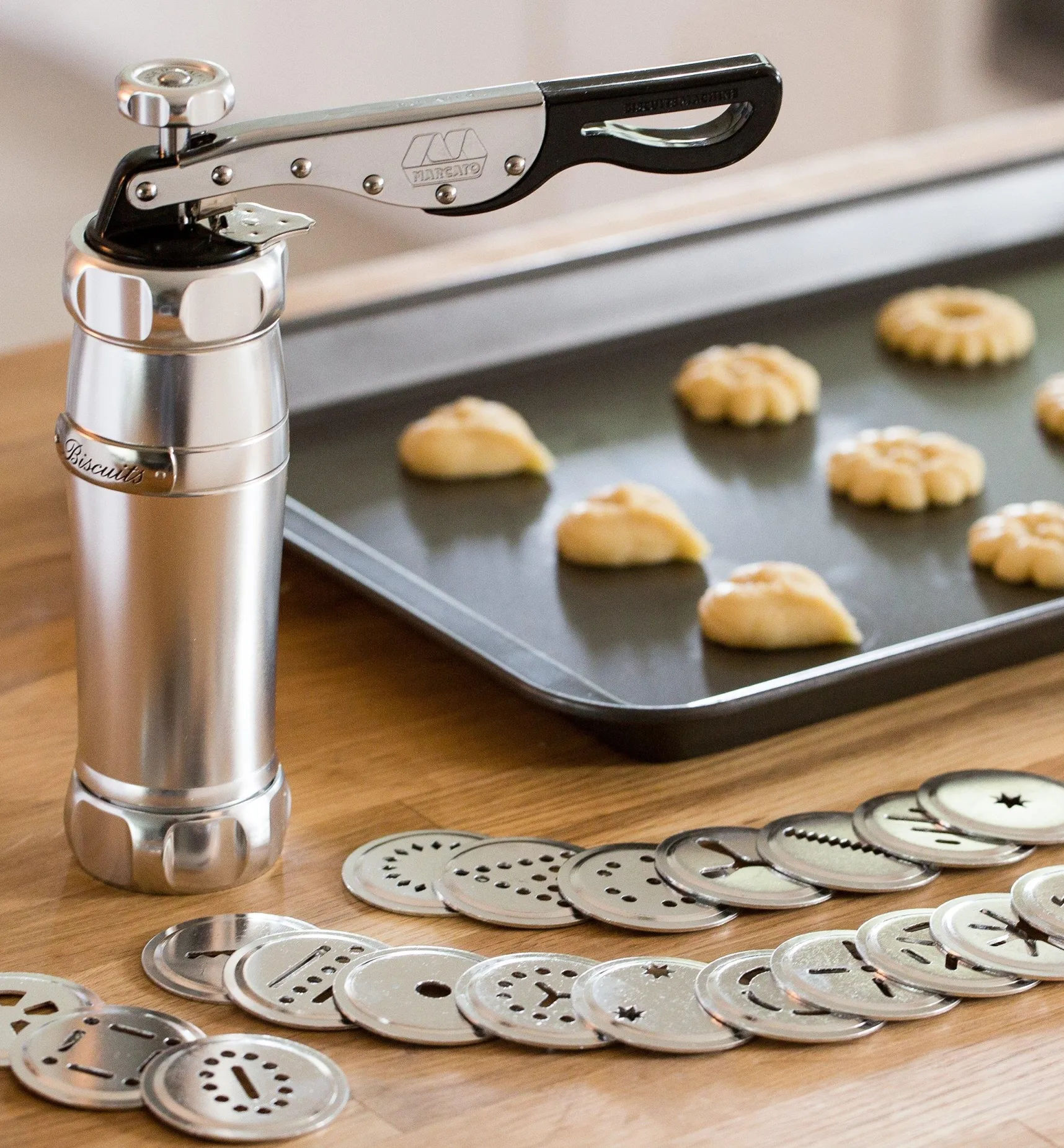 Discount Marcato Cookie Press Bakeware
