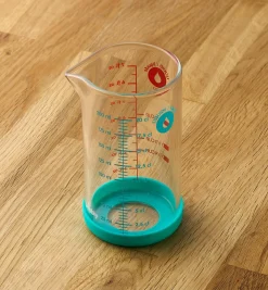 Outlet Measuring Glasses Measurement