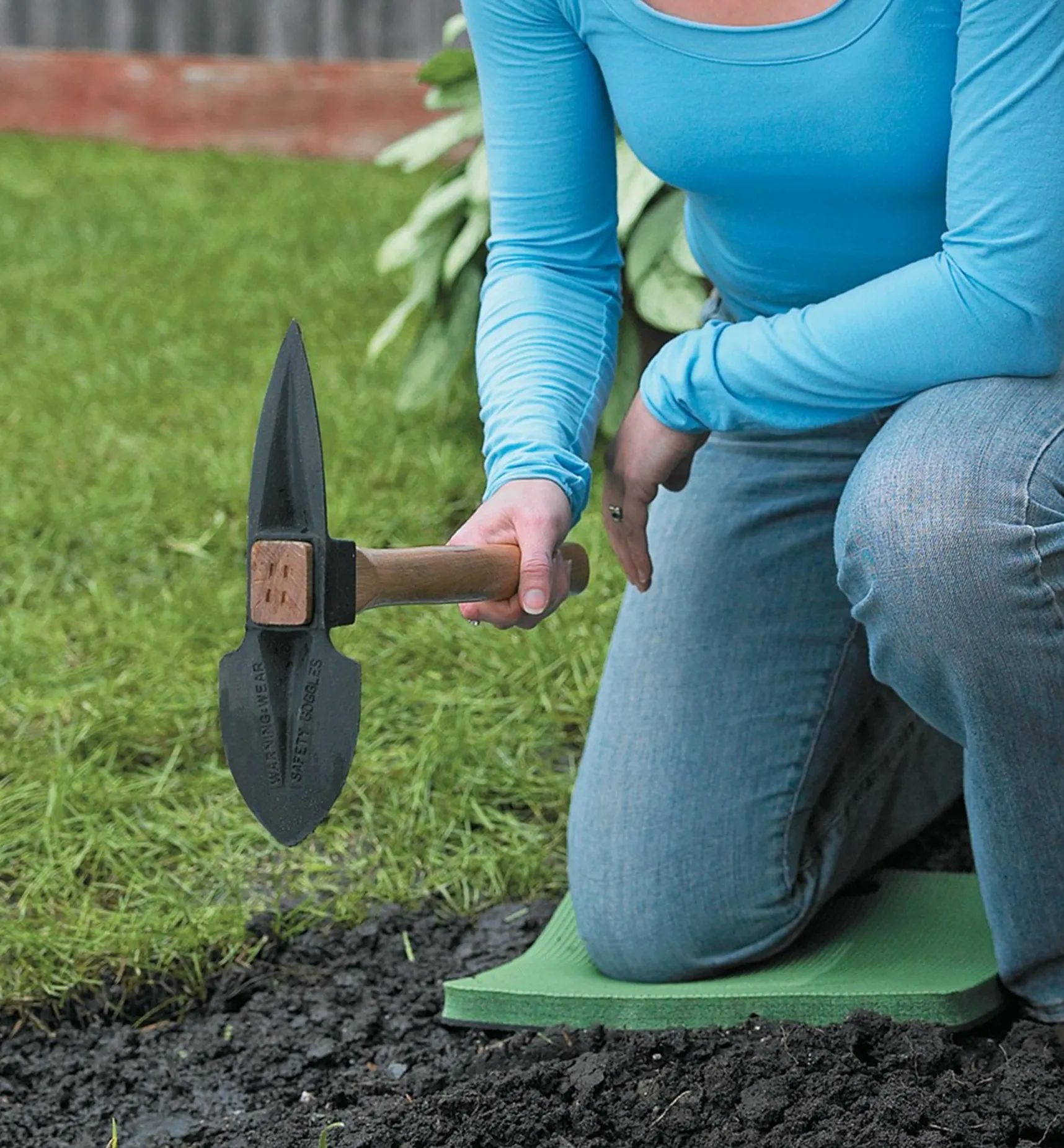 Hot Mini Planter Weeding