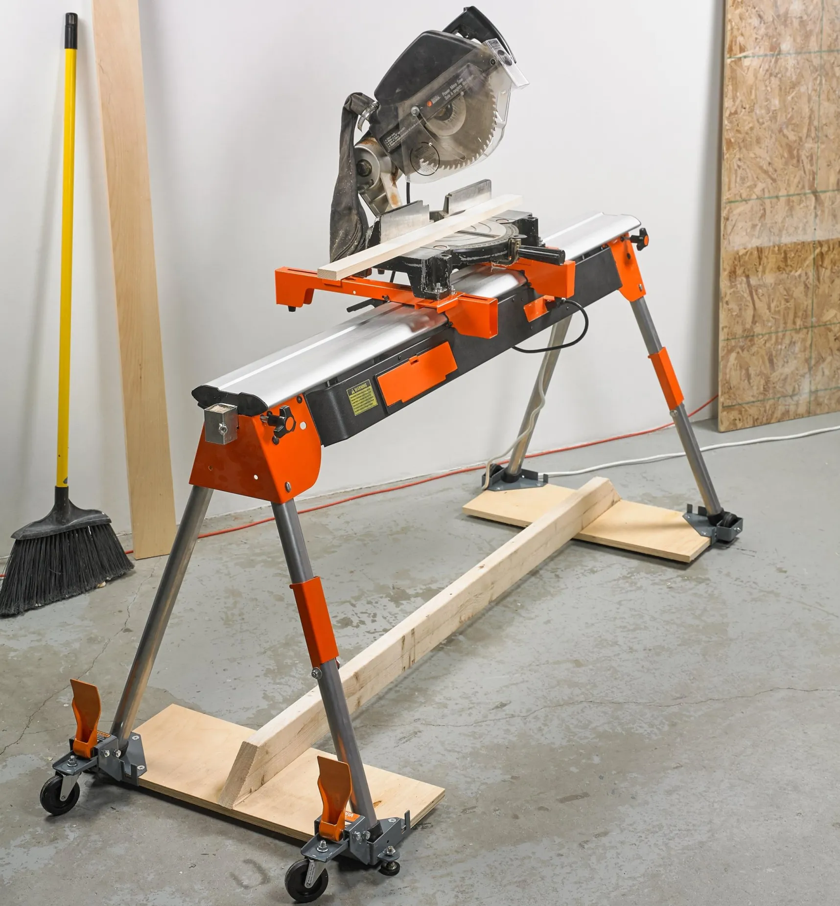 Clearance Mobile Base Kit Casters & Wheels