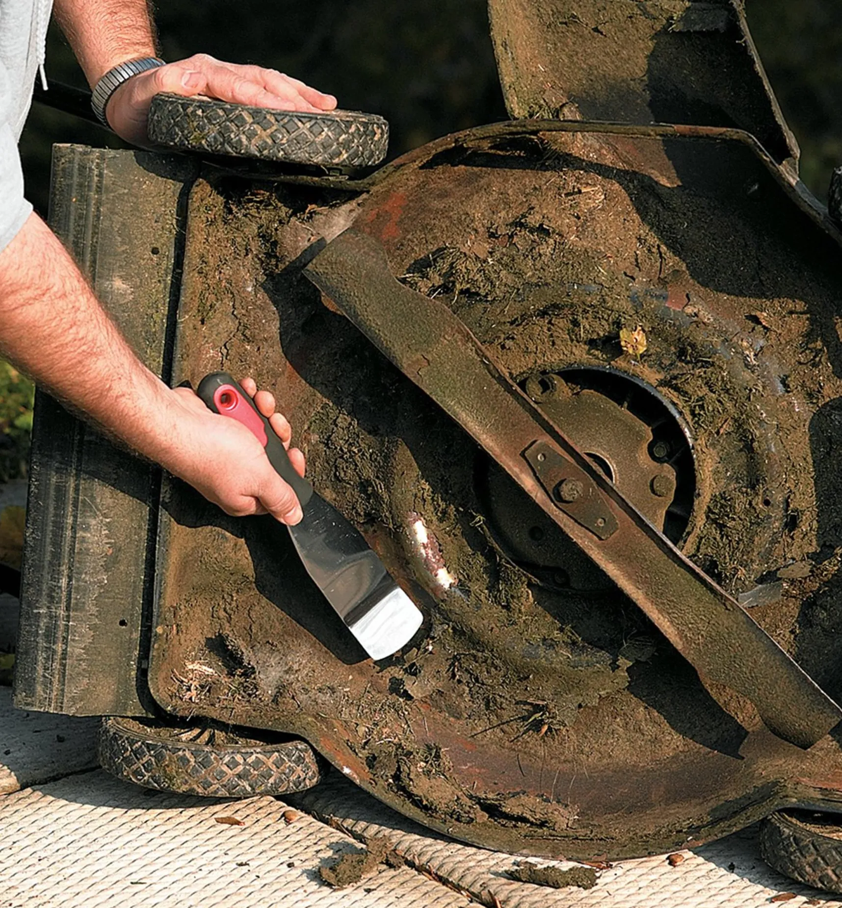 Hot Mower Grassbuster Tool Maintenance