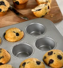 Clearance Muffin Pan Bakeware