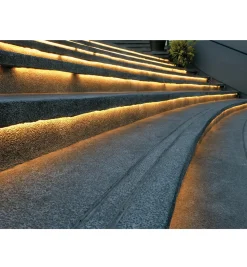 Best Outdoor/Wet Location White LED Tape Light Kits (12V) Lighting