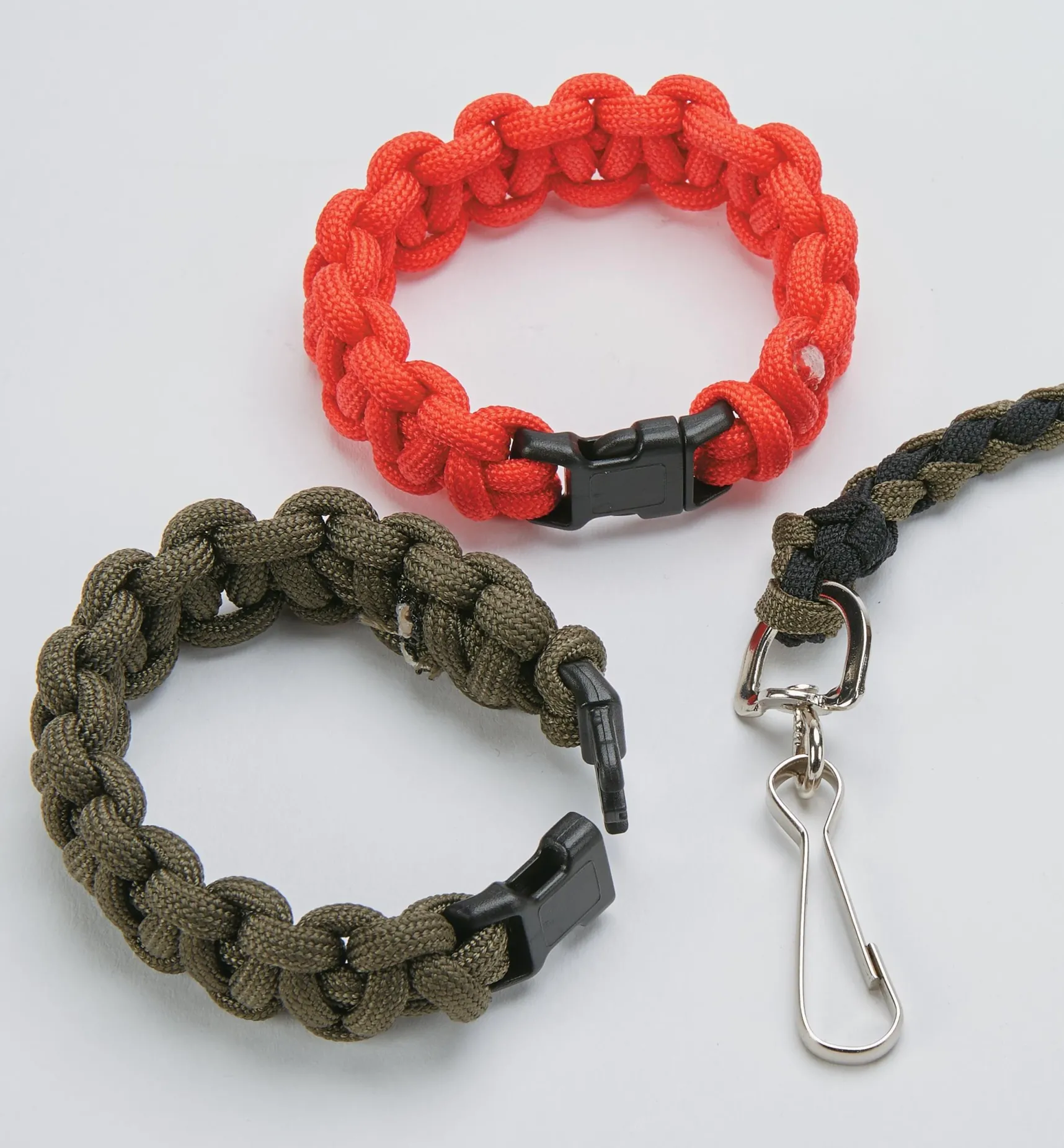 Clearance 19-Pc. Paracord Project Set Project Supplies