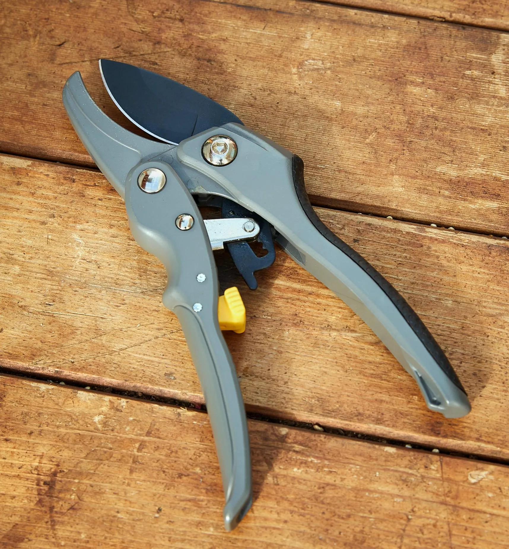 Hot Ratcheting Hand Pruner Pruners