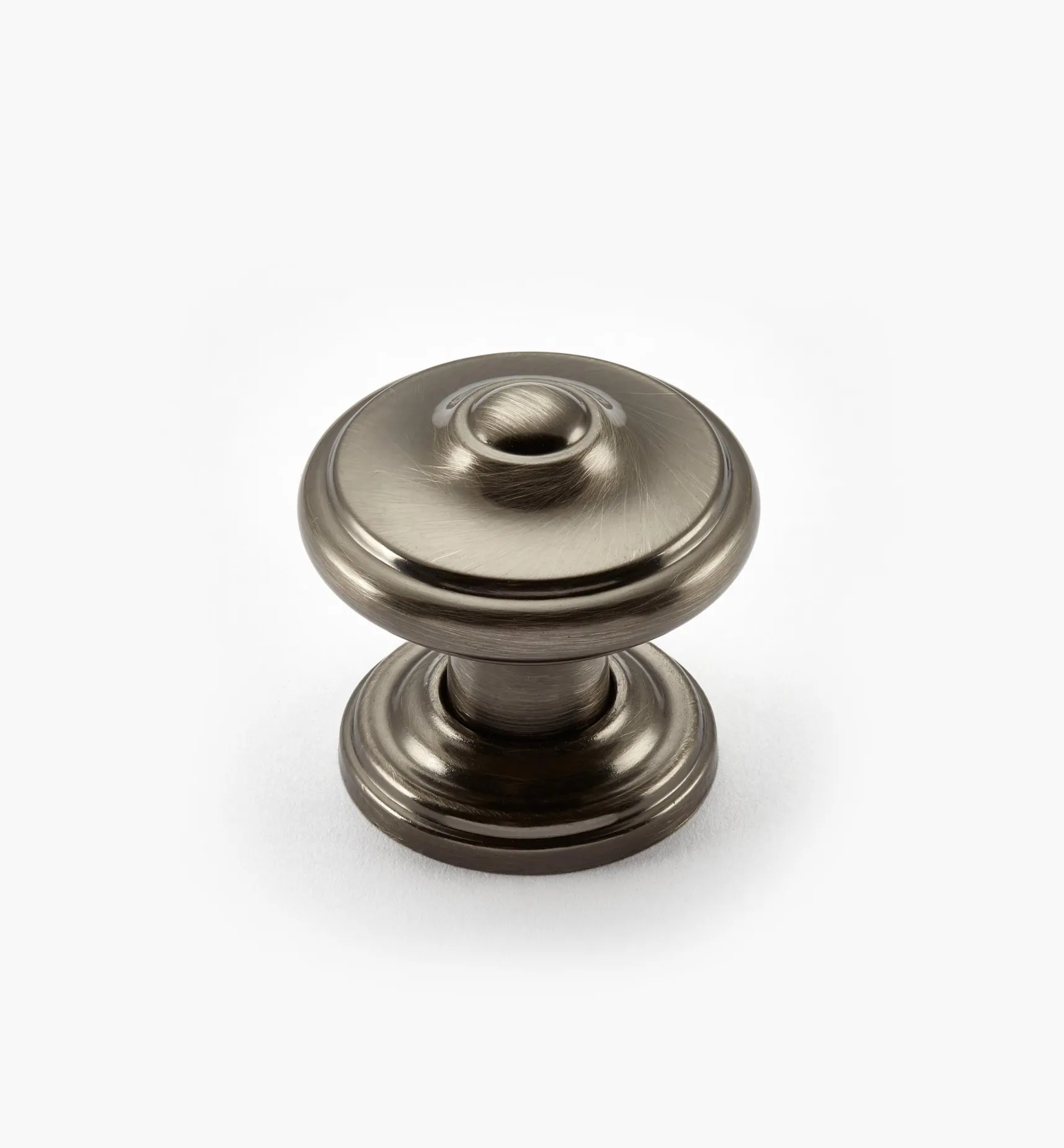 Online Revitalize Peaked Round Knob Knobs