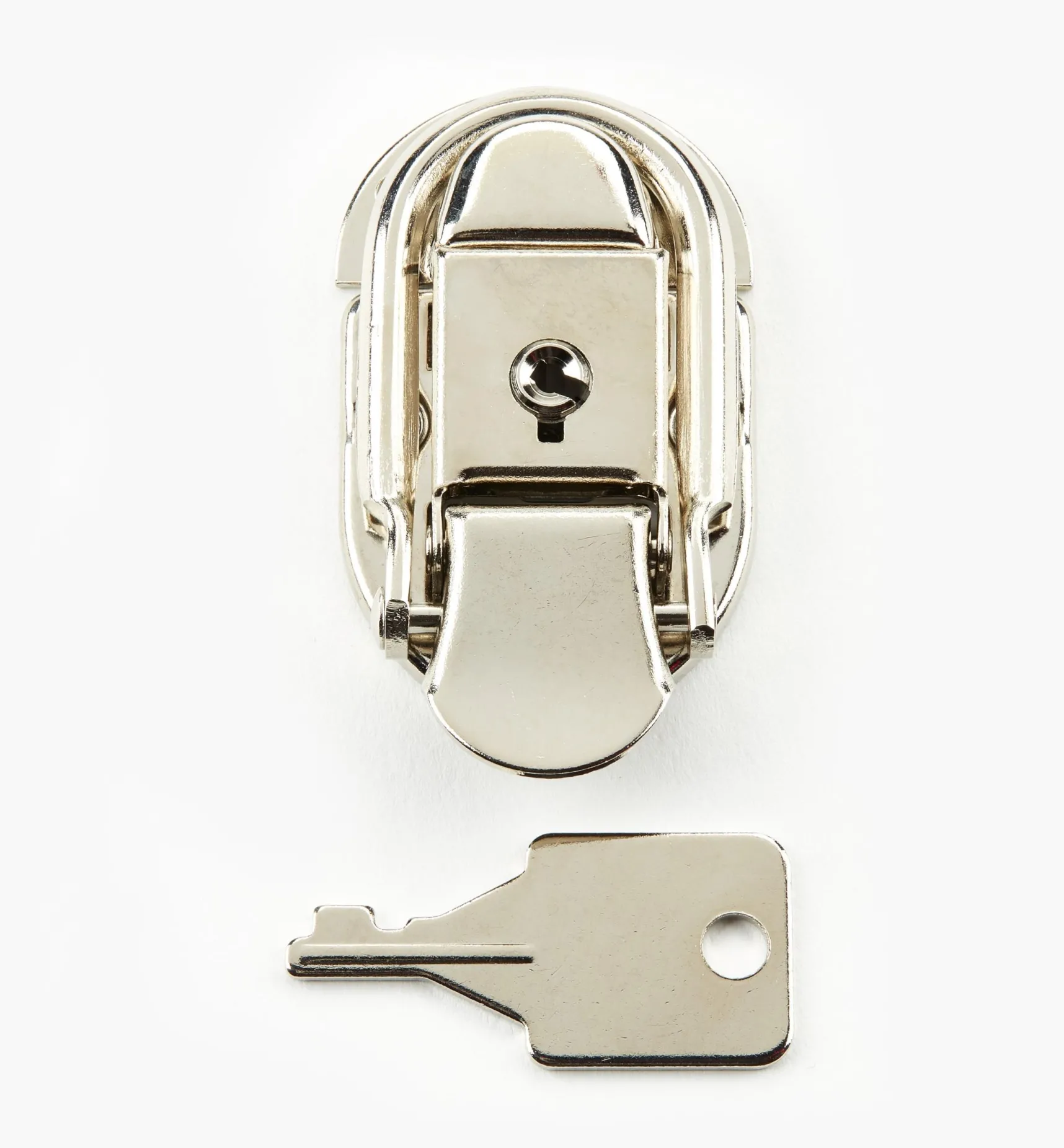 Clearance Round Draw Latches Latches