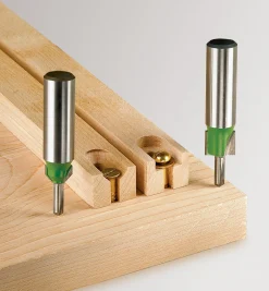 Hot Screw-Slot Bits Routing