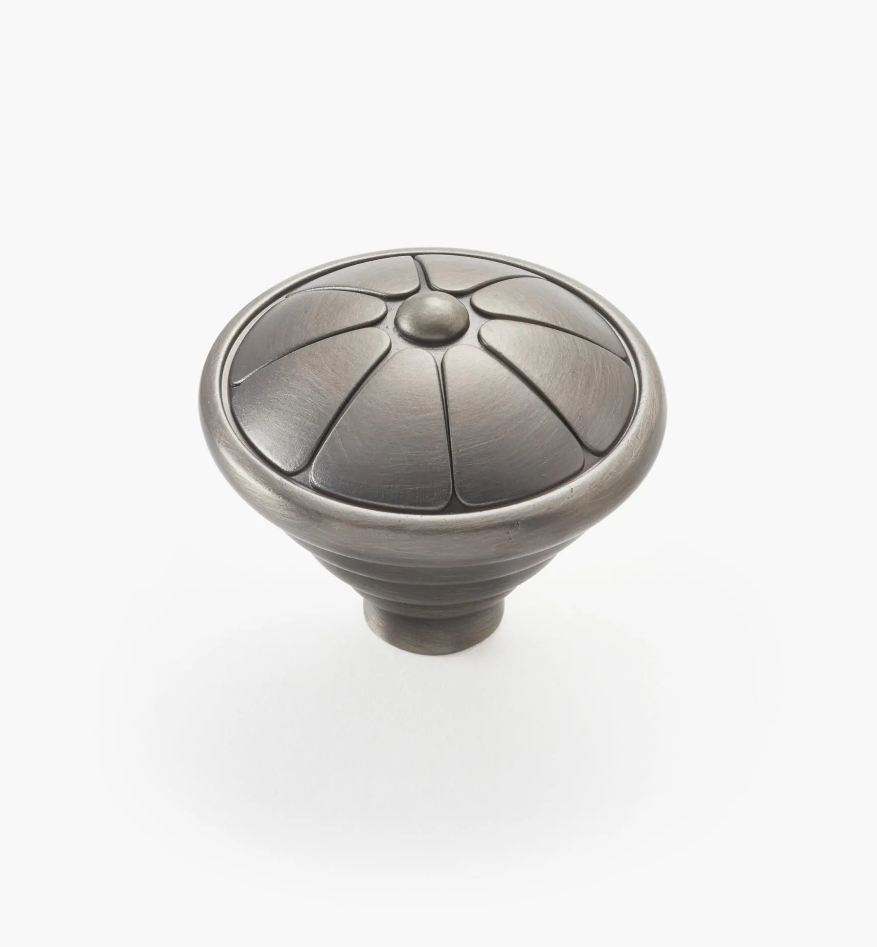 Sectioned Knobs Knobs