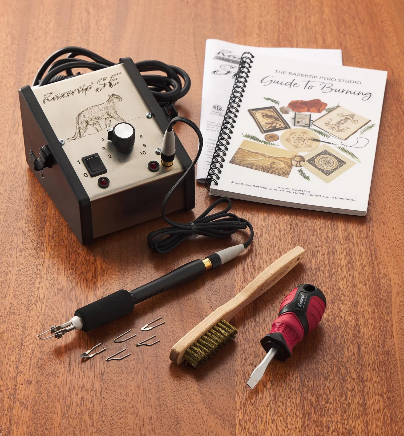 The Razertip SE Wood Burning Kit Power Tools