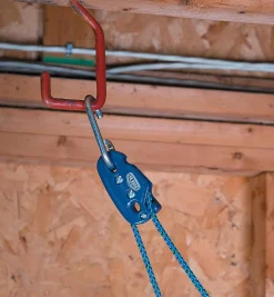 Outlet Tie Boss Storage & Organization