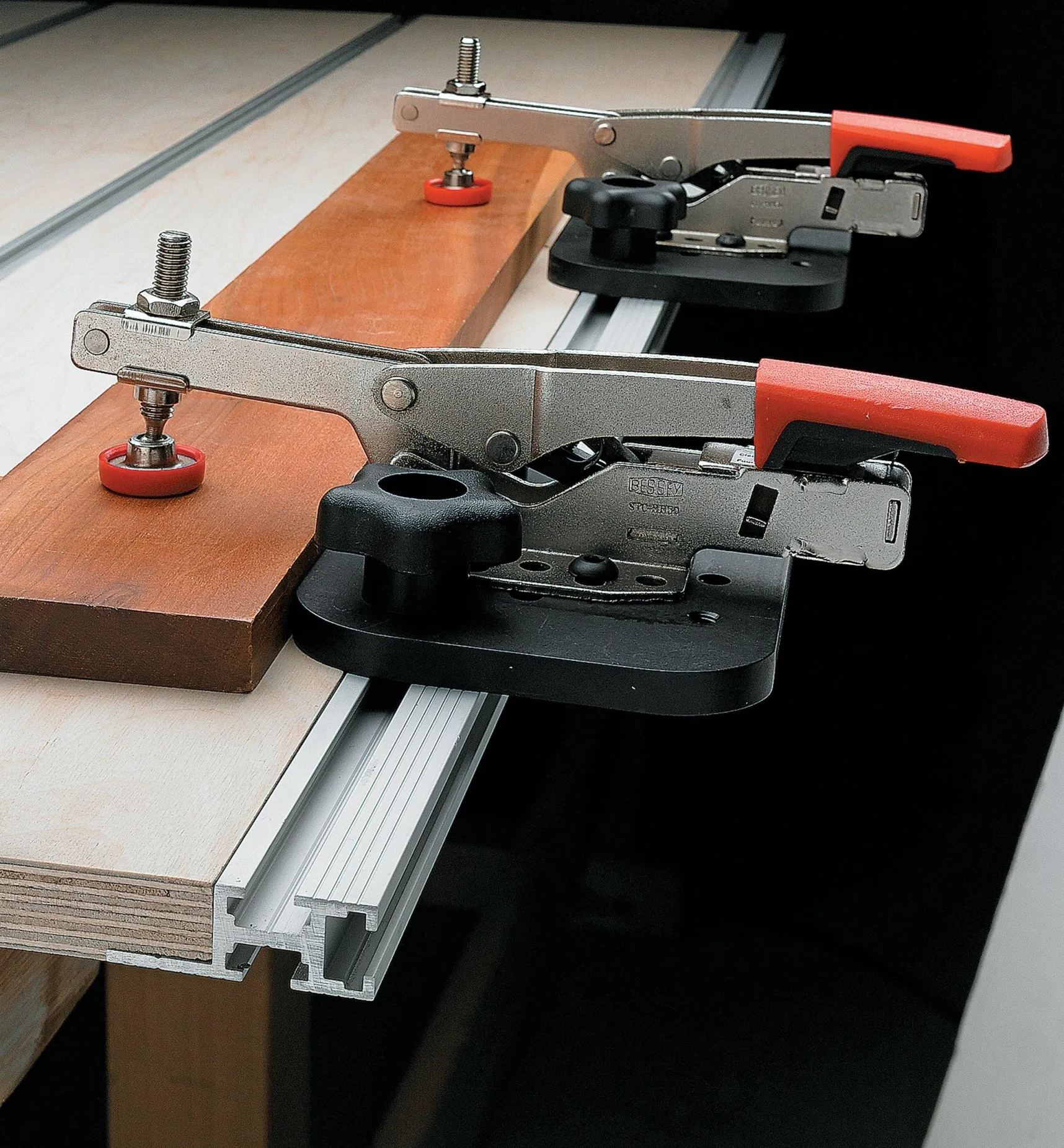Clearance T-Track Toggle Clamp Plate & Bessey Auto-Adjust Clamps Hand Tools