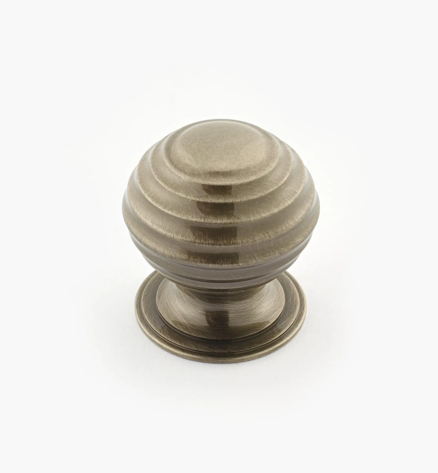 Outlet Turned Brass Ridged Knobs Knobs