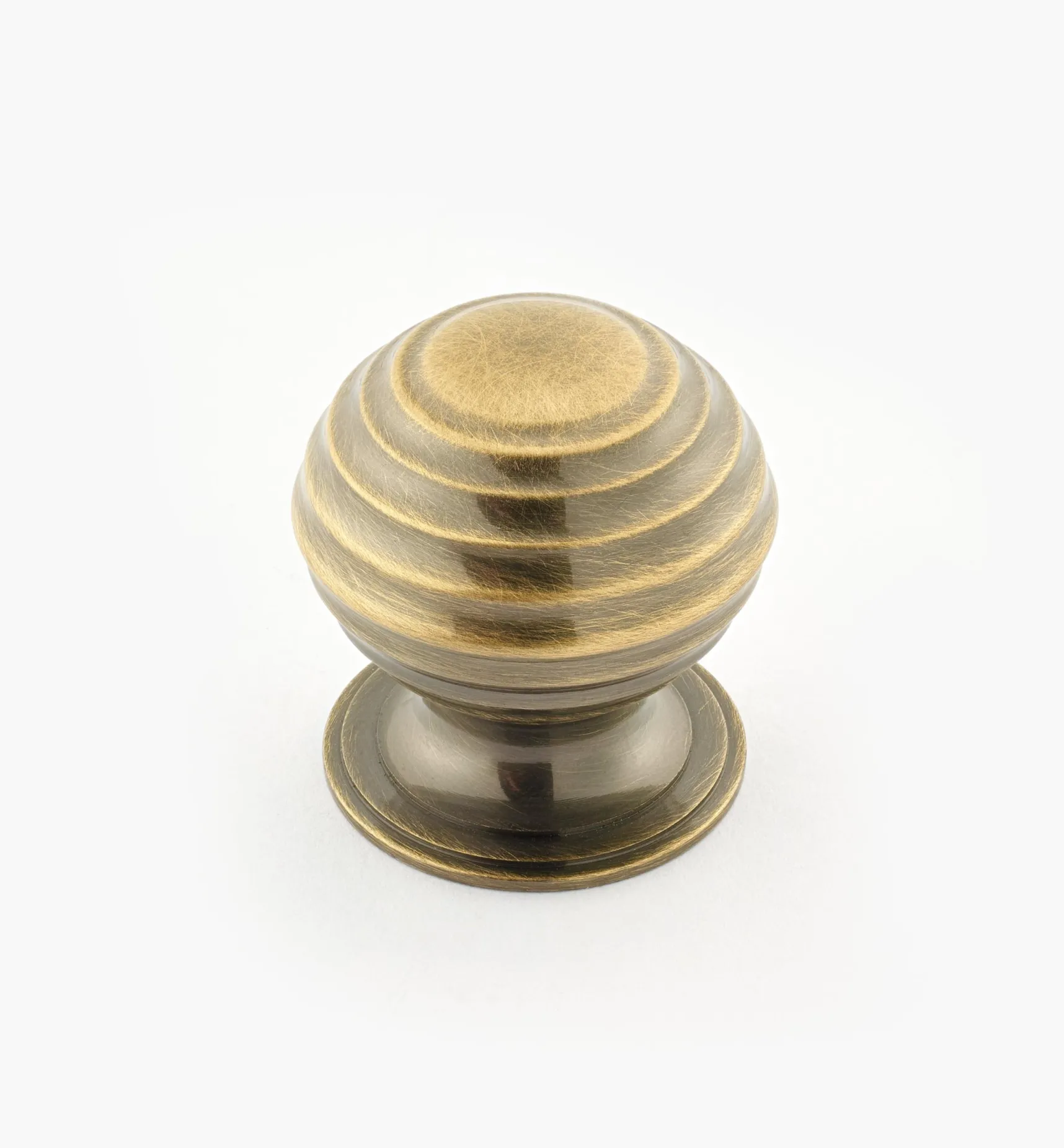 Outlet Turned Brass Ridged Knobs Knobs