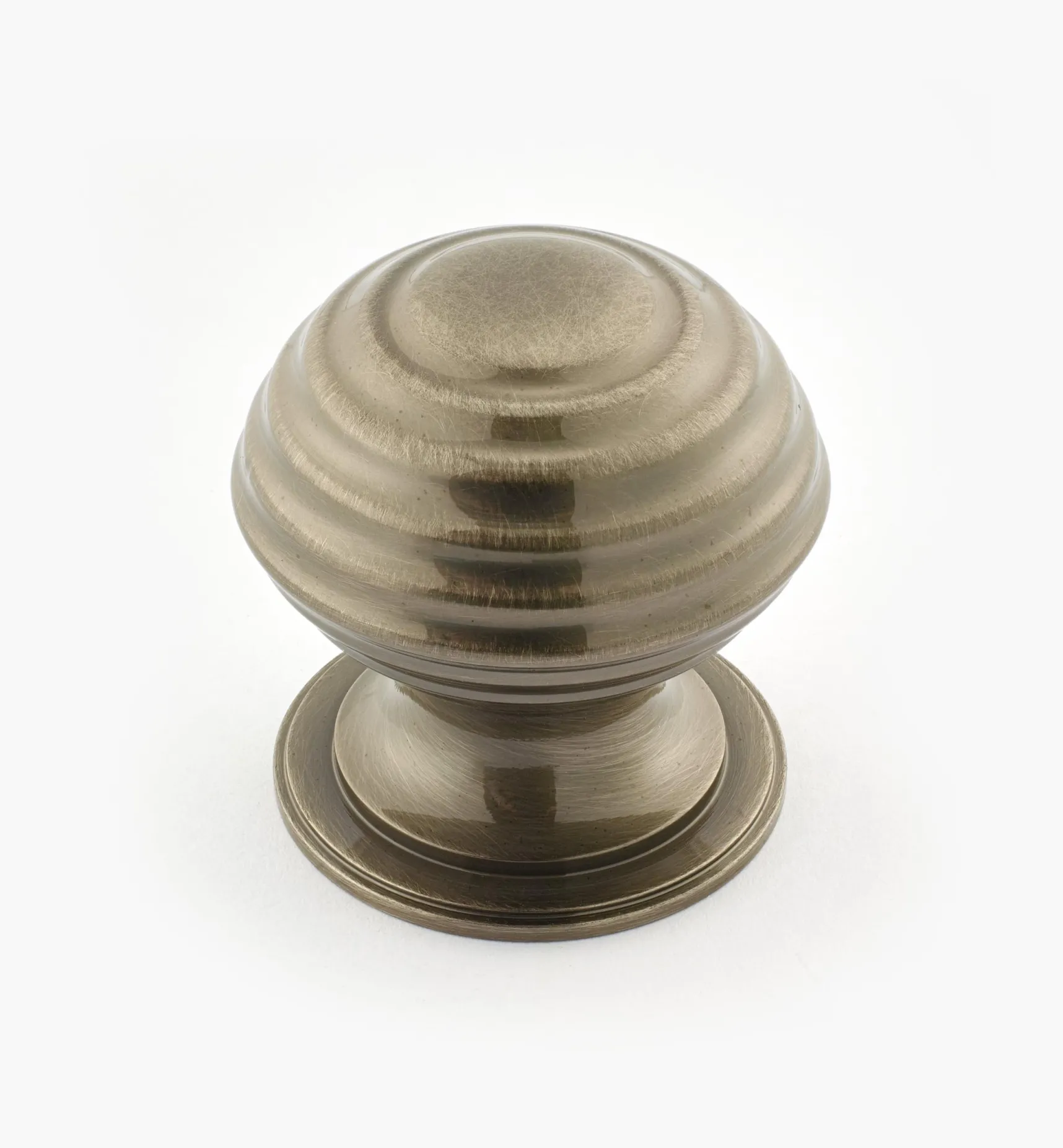 Outlet Turned Brass Ridged Knobs Knobs