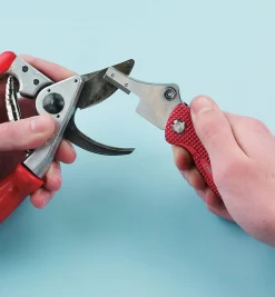 New Universal Sharpener Sharpening