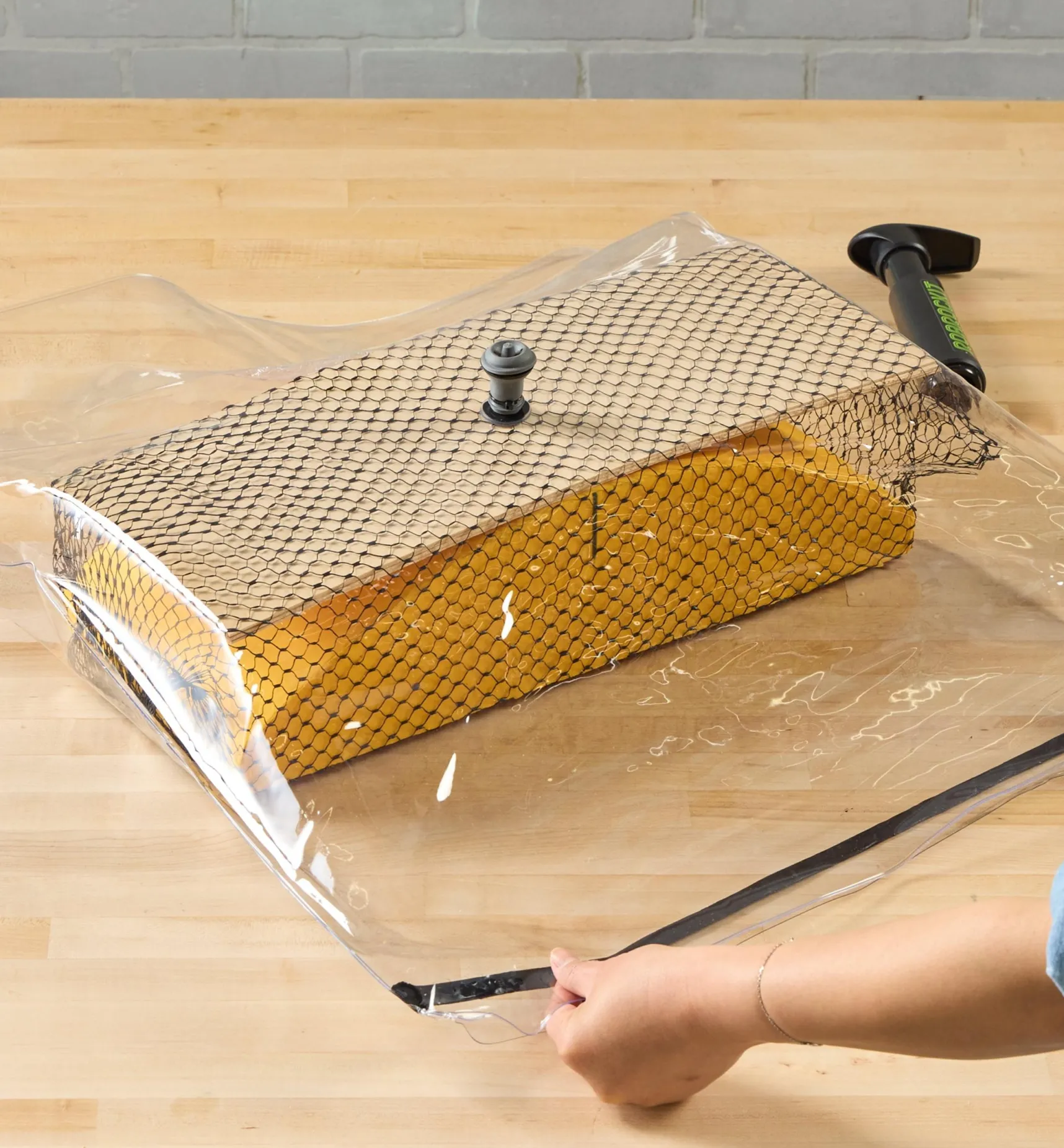 Outlet Vacuum Presses Hand Tools