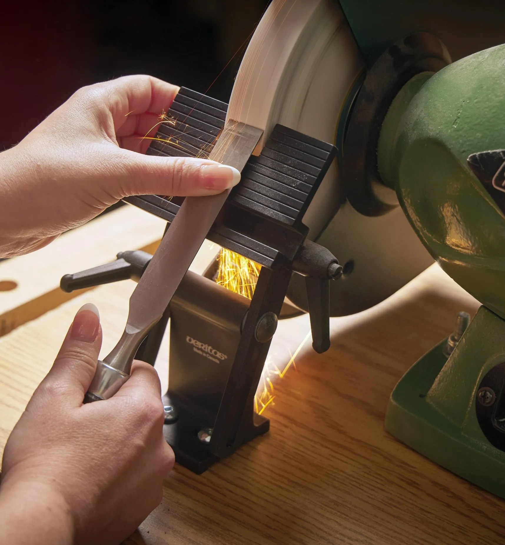 New Veritas Grinder Tool Rest Sharpening