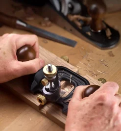 Online Veritas Large Router Plane Routing